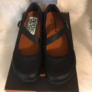 Merrell Dassie MJ Black leather Womens Shoes